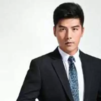 富梓萱